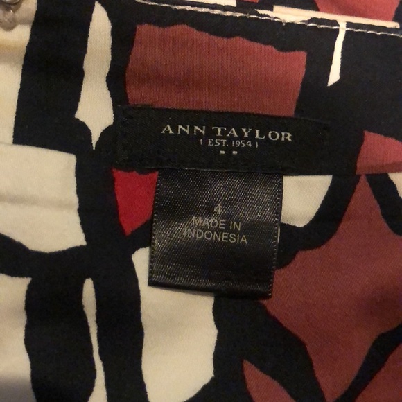 Ann Taylor size 4 skirt - Picture 2 of 2